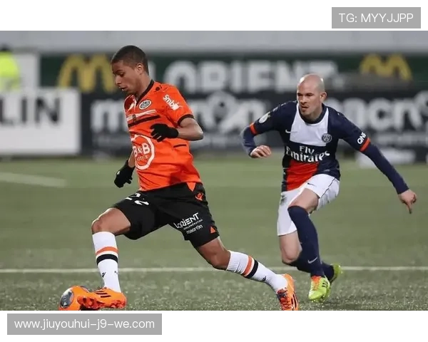 《法甲精选：顶级赛事、明星球员与战术较量的精彩时刻》